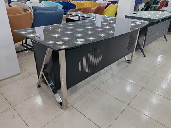 3 مكاتب قزاز