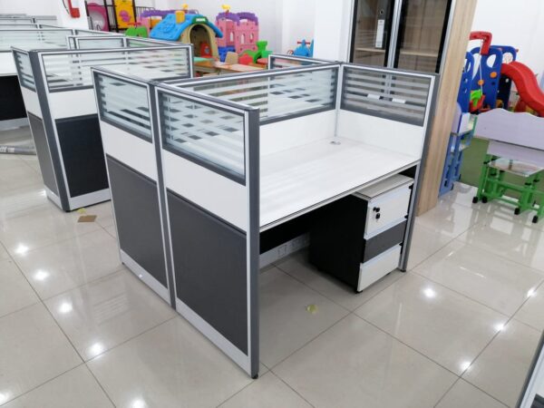 IMG-20240524-WA0097.jpg كونتر مكتبي بارتشن ١٤٠سم