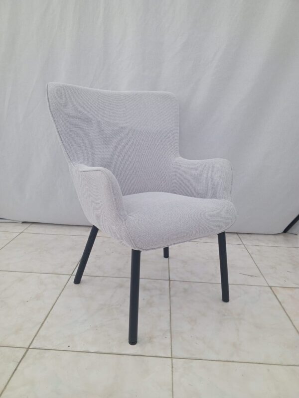 كرسي مفرد متوفر 4 الوان