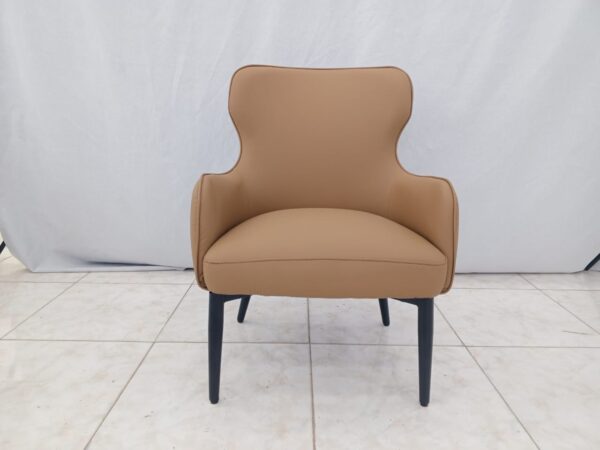 كرسي مفرد متوفر لونين