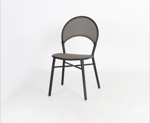 كرسي مفرد حديد متوفر لونين